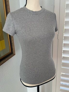 Ribbed short sleeve tshirt